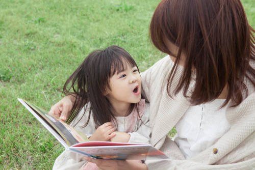 4歳の子どもにおすすめ しつけに役立つ絵本5選 読み聞かせのメリットとは Chiik チーク 乳幼児 小学生までの知育 教育メディア