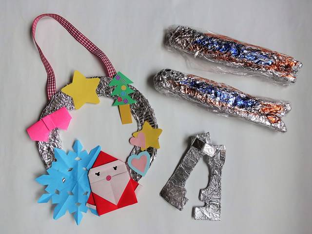 アルミホイルで作ろう サンマ カギ クリスマスリース Chiik