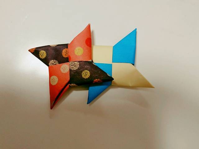 折り紙で 手裏剣 を作ろう 簡単 よく飛ぶ 作り方ガイド Chiik チーク