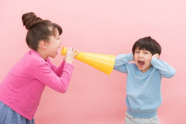 兄弟喧嘩が起きたときに親に必要な対応とは 仲裁時の注意点 Chiik