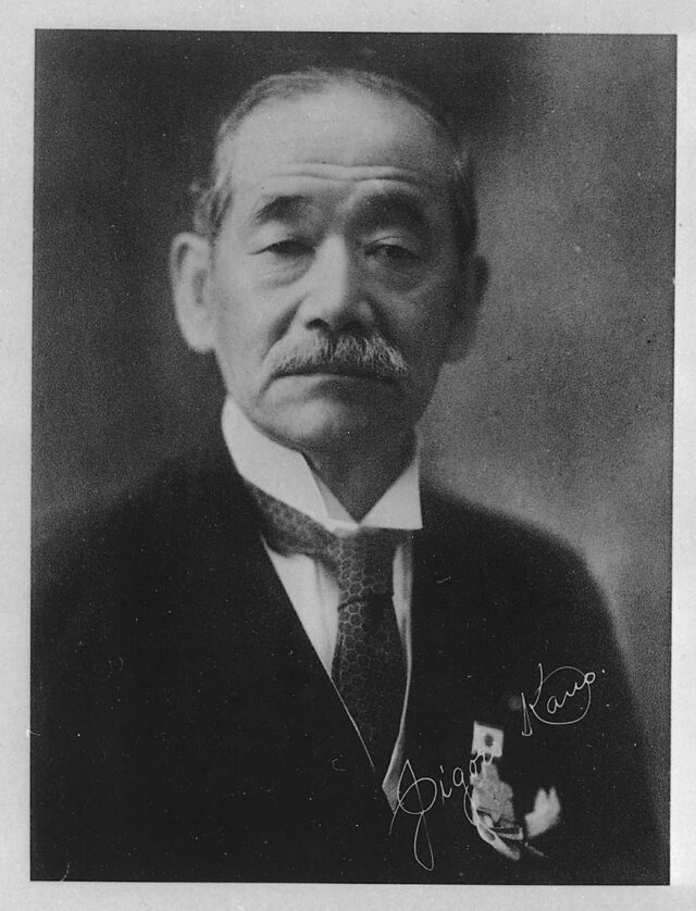 灘中創立・嘉納治五郎「自他共栄」と「精力善用」に基づく教育とは