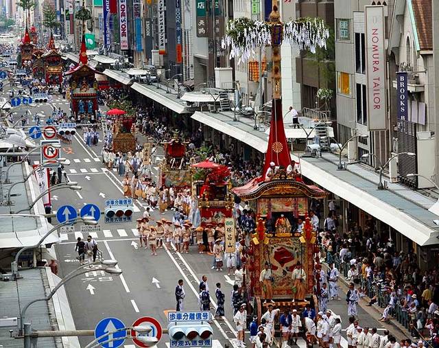 京都の旅〜京都三大祭「祇園祭」 (7043)