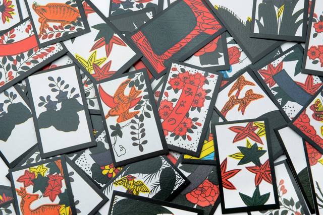 日本の伝統的なカードゲーム 花札 を親子で一緒に楽しもう Chiik