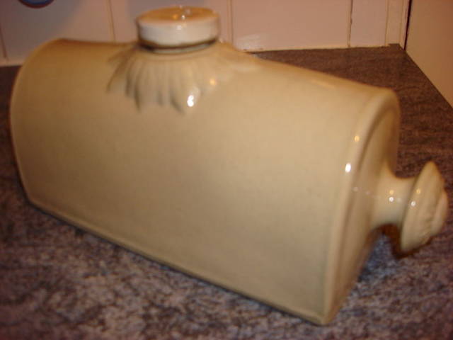 File:Ceramic hot water bottle.jpg - Wikimedia Commons (36049)