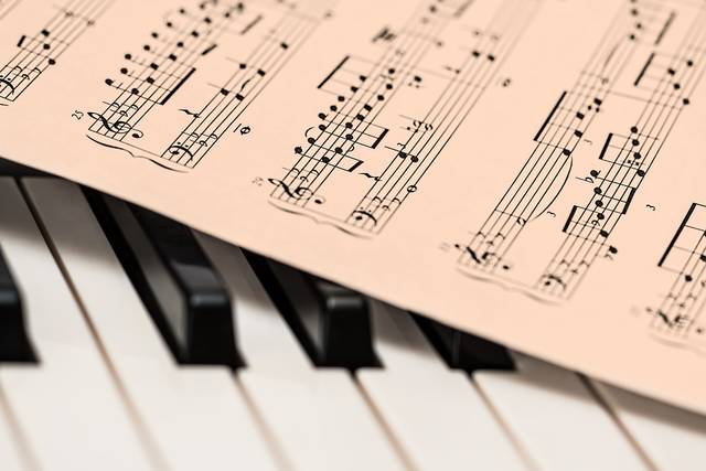 無料の写真: ピアノ, 音楽スコア, 楽譜, キーボード, ピアノのキー, 音楽 - Pixabayの無料画像 - 1655558 (41722)