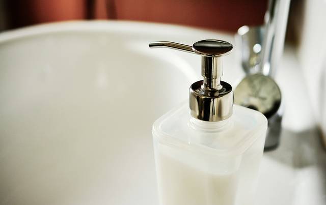 無料の写真: ソープディスペンサー, 石鹸, 液体石鹸, 浴室の流し, 清掃, 洗う - Pixabayの無料画像 - 2337697 (68072)