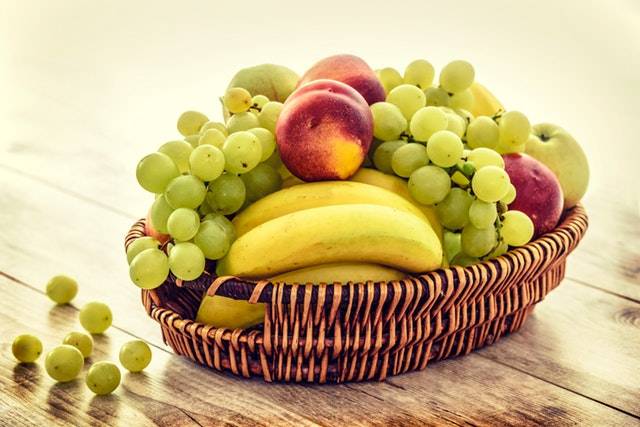 Free stock photo of apples, bananas, basket (74067)