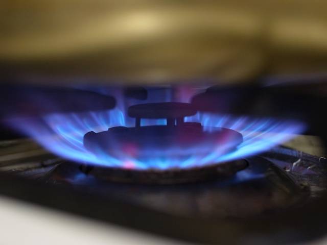 ガスの炎｜写真素材なら「写真AC」無料（フリー）ダウンロードOK (83120)