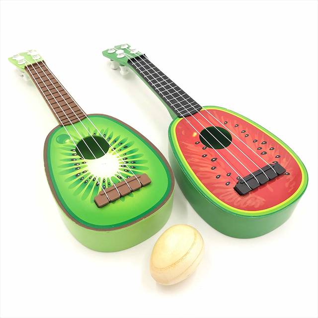 Amazon | sac taske フルーツ ウクレレ 子供 ミニ 果物 ギター 2種類 セット ＆ エッグシェーカー (スイカ × キウイ) | パーティ楽器 | おもちゃ (113201)