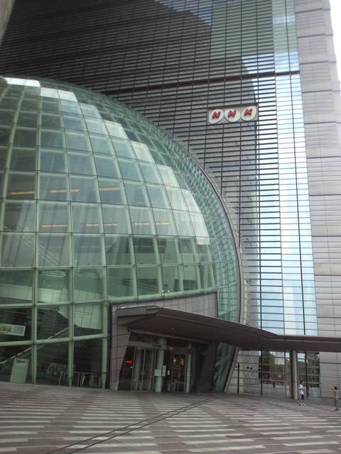 File:Nhk Osaka Atrium.jpg - Wikimedia Commons (113433)