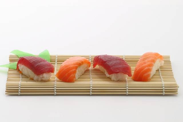 Sushi Japonés Deliciosa · Foto gratis en Pixabay (131932)