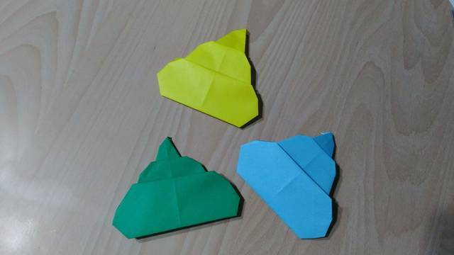 子どもが1分でできる簡単折り紙シリーズ 子どもの大好きなうんこを作ってみよう Chiik